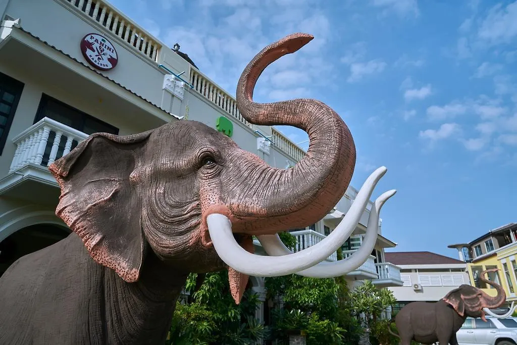 Domrai Boutique Hotel Sihanoukville 3*,